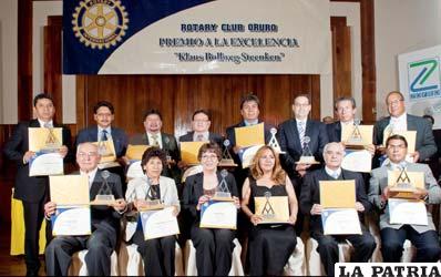 Representantes de empresas que fueron premiadas