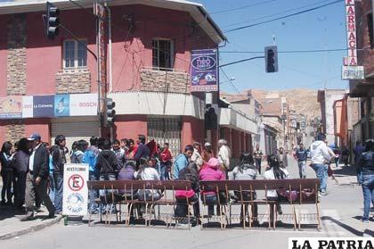 Los jóvenes también respaldaron la movilización orureña