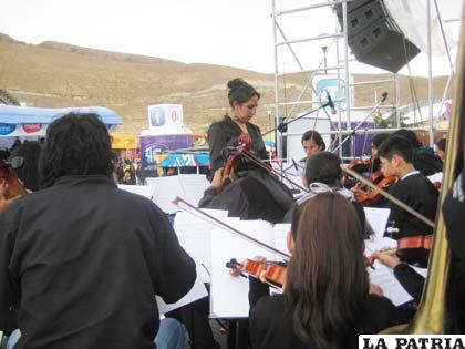 La Sinfónica Juvenil estuvo presente en la feria
