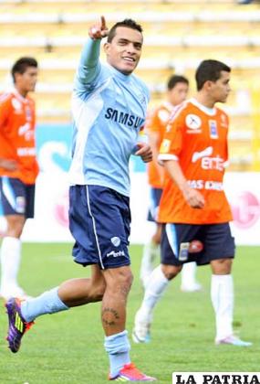 Ferreira goleador de Bolívar