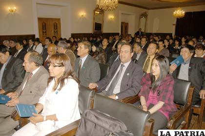 Asistentes al XX Congreso Boliviano de Ginecología y Obstetricia