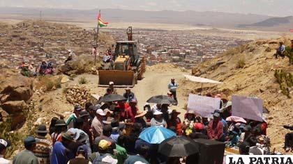 Inauguración del proyecto “Apertura Vial” de las zonas altas, que ejecuta el municipio de Oruro