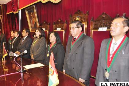 Acto de homenaje a los 406 años de fundación de Oruro realizado en el Tribunal de Justicia