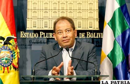 Carlos Romero, ministro de Gobierno, asegura que el patrimonio familiar es inembargable /ABI