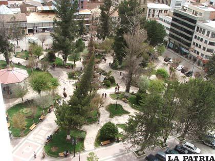 La Plaza 10 de Febrero, donde se fundó la ciudad de Oruro