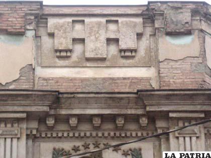 Los detalles de la época de Oro de Oruro aún son visibles