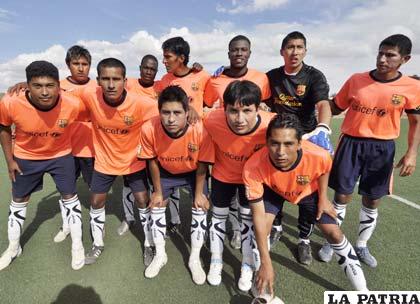 Genaro Frontanilla participa en el certamen de fútbol Primera A