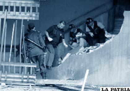 Explosión de granada causa dos muertos y 33 heridos