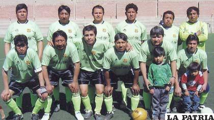 Jugadores del equipo de Atlético Juvenil “B” 