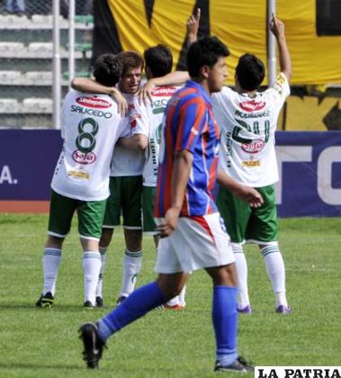 La Paz FC permitió que Oriente festeje en su cancha (foto: APG)
