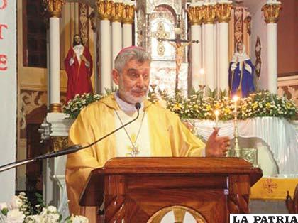 Monseñor Sergio Gualberti /iglesiasantacruz.org/Archivo
