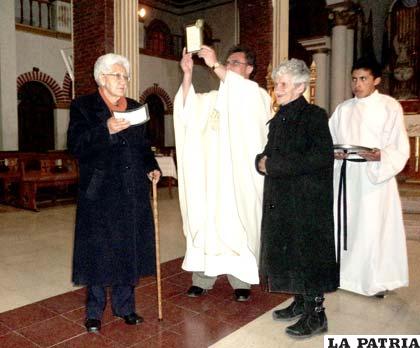 Nancy Afcha y Rosa Auchen, reconocidas por el trabajo que realizan por el Santuario del Socavón