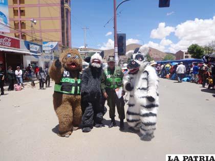 La Policía Comunitaria trabaja junto a la ciudadanía