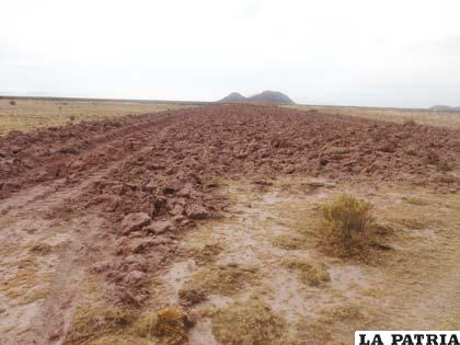 Tierras orureñas que fueron barbechadas por pobladores de La Paz 