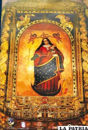 La imagen de la Virgen del Socavón por quién se realiza la entrada de peregrinación