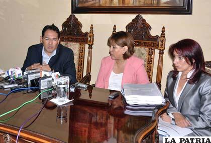 Nardi Suxo presentó denuncias de corrupción ante el Ministerio Público /APG