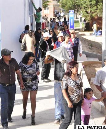 El público llegó masivamente a Expoteco 2012
