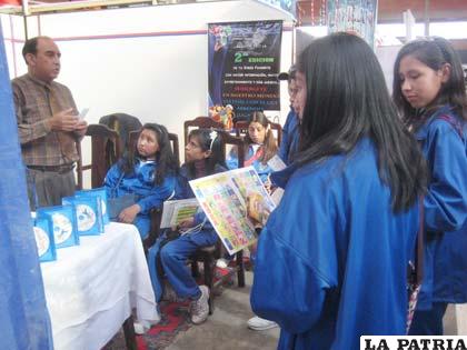 El Stand de  “Aula Virtual” fue requerido por los estudiantes