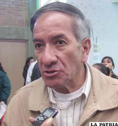 ISRAEL CAMACHO
