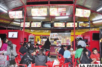 Pollos Fris tuvo una buena aceptación de la población en Expoteco