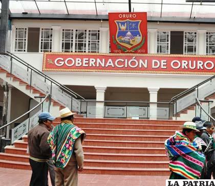Gobernación aún arrastra un déficit de 324 millones de bolivianos 