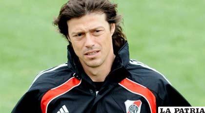 Matías Almeida, actual entrenador de River Plate