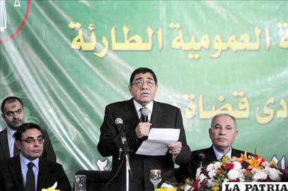 Fiscal general de Egipto, Abdel-Meguid Mahmoud, durante una rueda de prensa en El Cairo