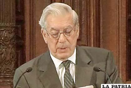 Preparan homenaje a Vargas Llosa para el 2014