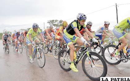 Durante la realización de la primera etapa en Santa Cruz de la Sierra 