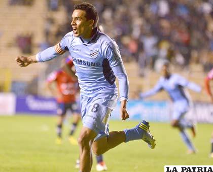 Ferreira celebra con toda euforia el gol del triunfo de Bolívar