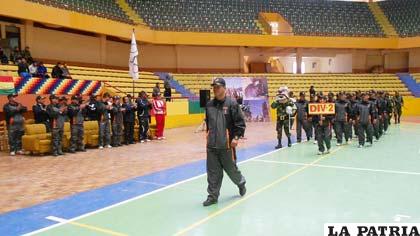 Durante el desfile de inauguración en el Palacio de los Deportes