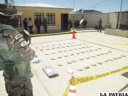 La cocaína era de fabricación boliviana y estaba siendo llevada a la frontera
