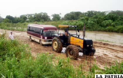 Carreteras en mal estado por las lluvias, serán mejoradas por personal de ABC