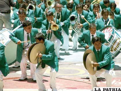 Las bandas forman parte de la Obra Maestra del Patrimonio Oral e Intangible de la Humanidad