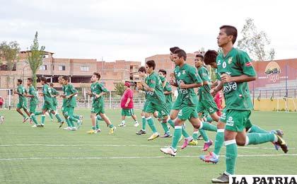 Mientras tanto la selección boliviana continúa con su preparación