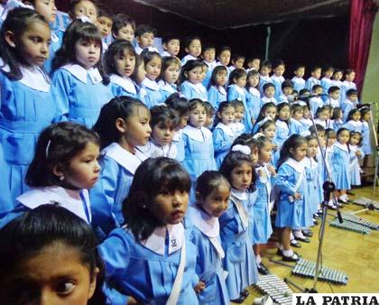 Coro del kínder “José Víctor Zaconeta”
