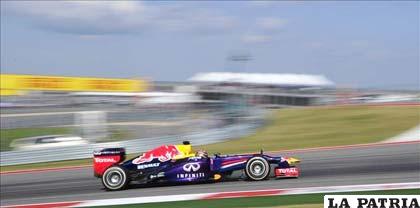 Espectacular velocidad imprimida por Vettel