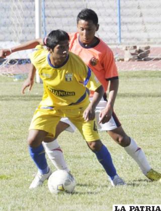 Llusco, jugador de EM Huanuni