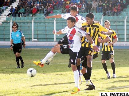 El partido de ida se jugó el 15 de septiembre y terminó 2-0 a favor de Nacional Potosí