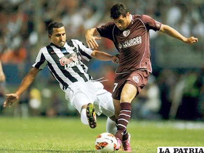 Lanus sacó una buena ventaja de visitante