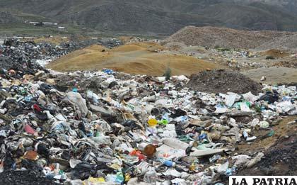 Gran cantidad de residuos sólidos se generan en Huanuni