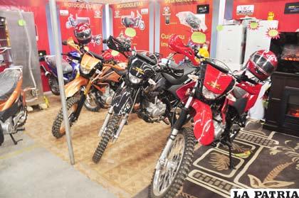 Motocicletas de una empresa 100 por ciento orureña