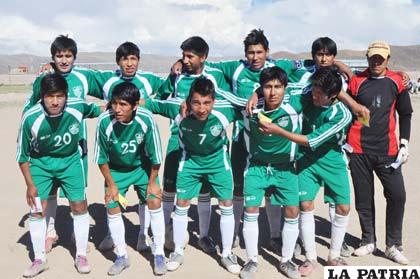 Integrantes del equipo de Gualberto Villarroel 