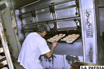 Panificadores garantizan costo de Bs. 0,40 por unidad de pan hasta diciembre
