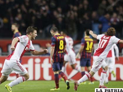 Ajax fue superior a Barcelona en Holanda