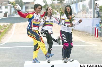 Las colombianas también dominaron en bicicross
