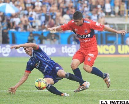 Hurtado cae ante la marca de Rivero 
