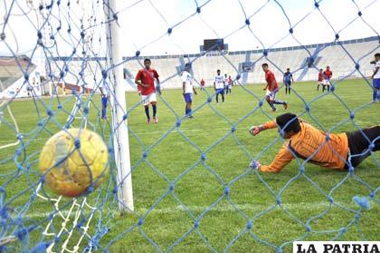 Vencido el arco de San José que empató con Sabaya