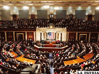Congreso de los Estados Unidos donde la oposición se convierte en mayoría