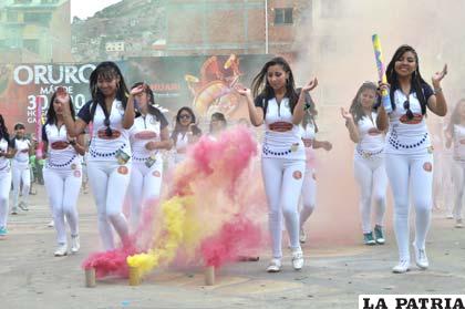 Hoy es el Primer Convite rumbo al Carnaval de Oruro 2015